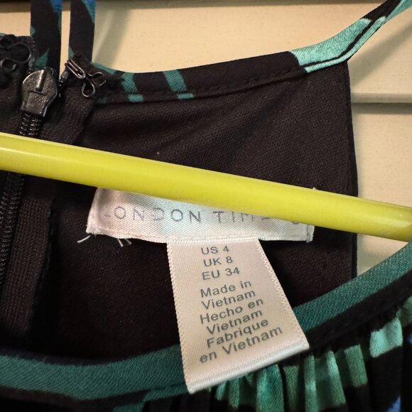 Spaghetti Strap Tropical Print Jumpsuit - Picture 5 of 5